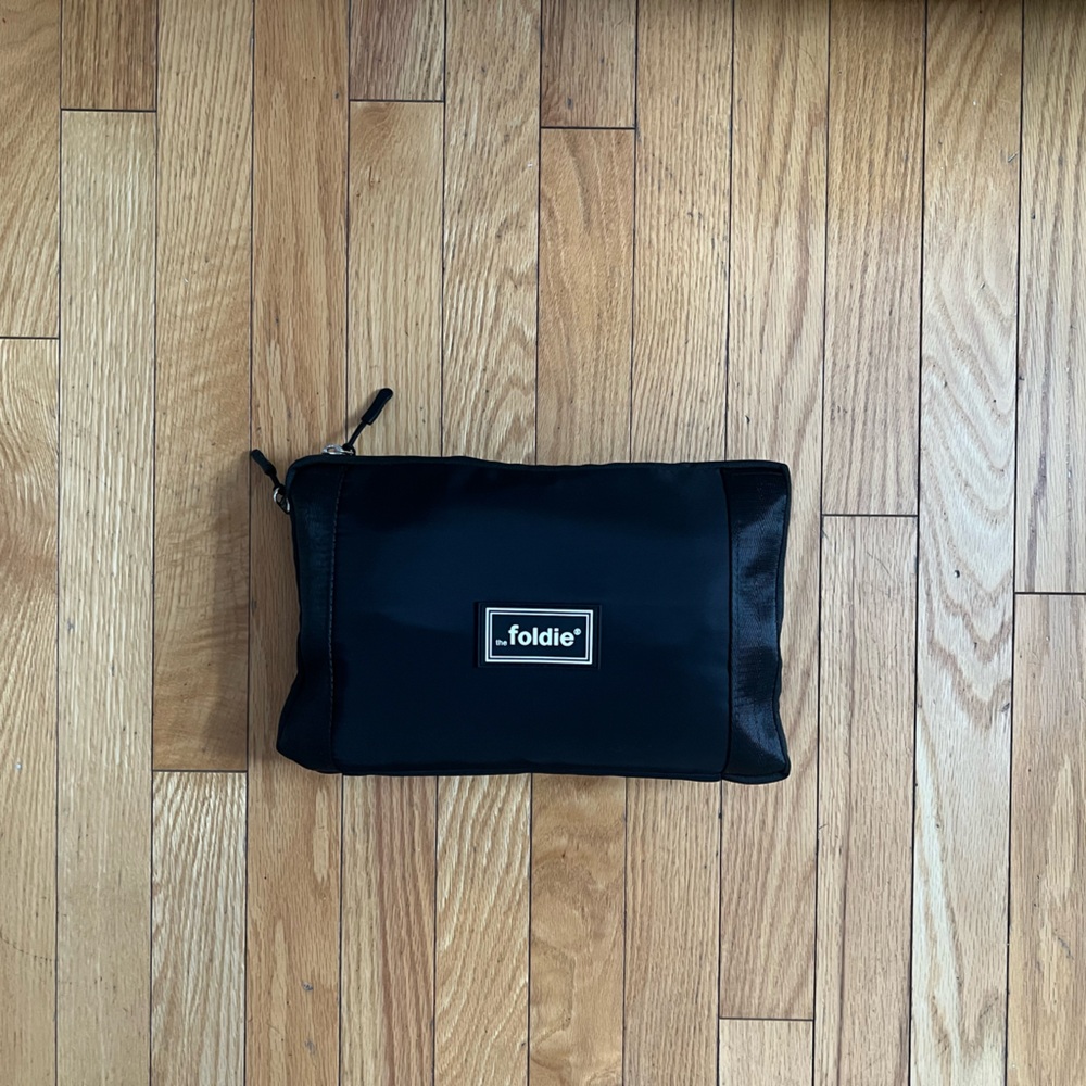 The Foldie Travel Bag - Picture 2 of 5